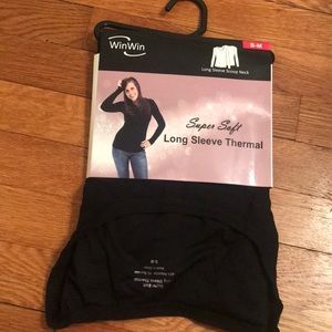 Black Long sleeve thermal S/M - NWT